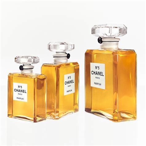 chanel grand extrait cologne|Chanel les grands extraits.